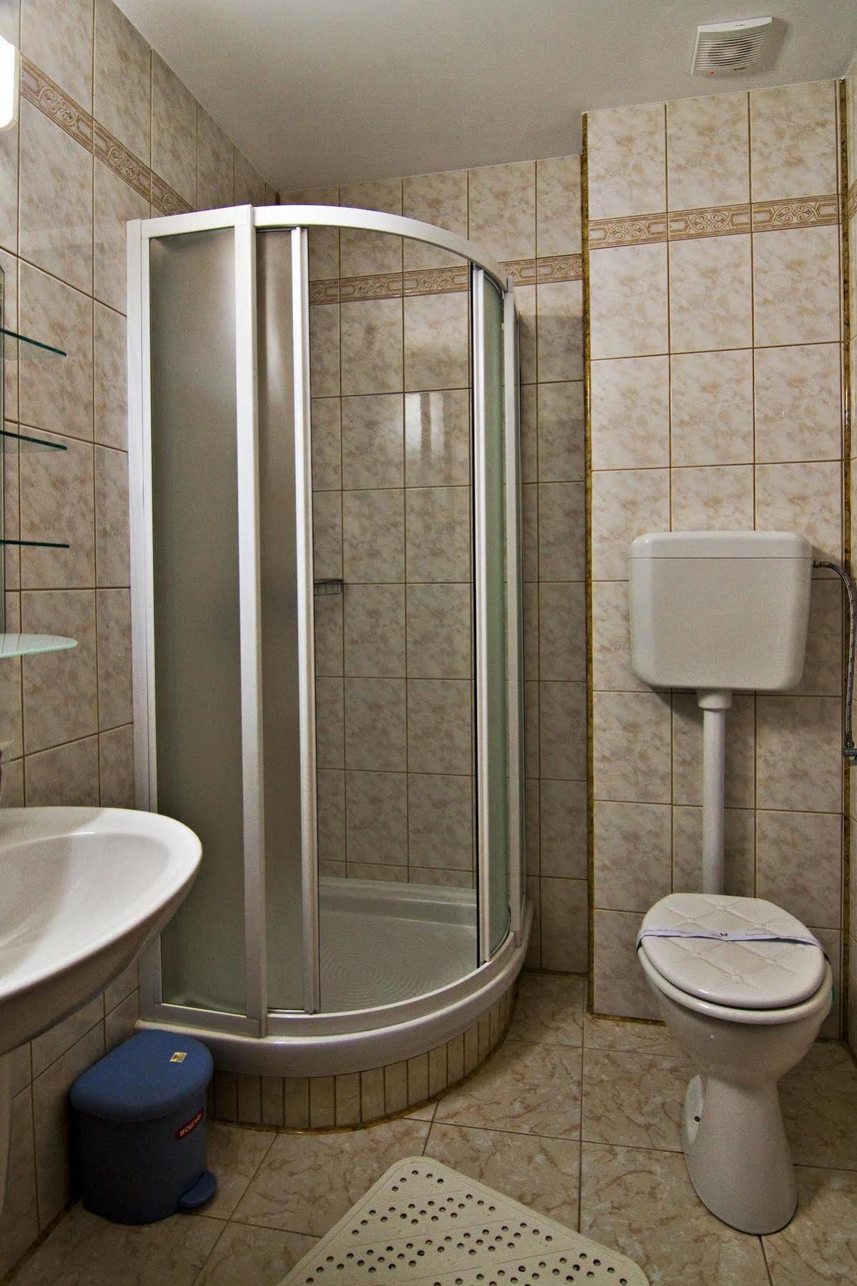 Hotel Floris Cheia  Ngoại thất bức ảnh