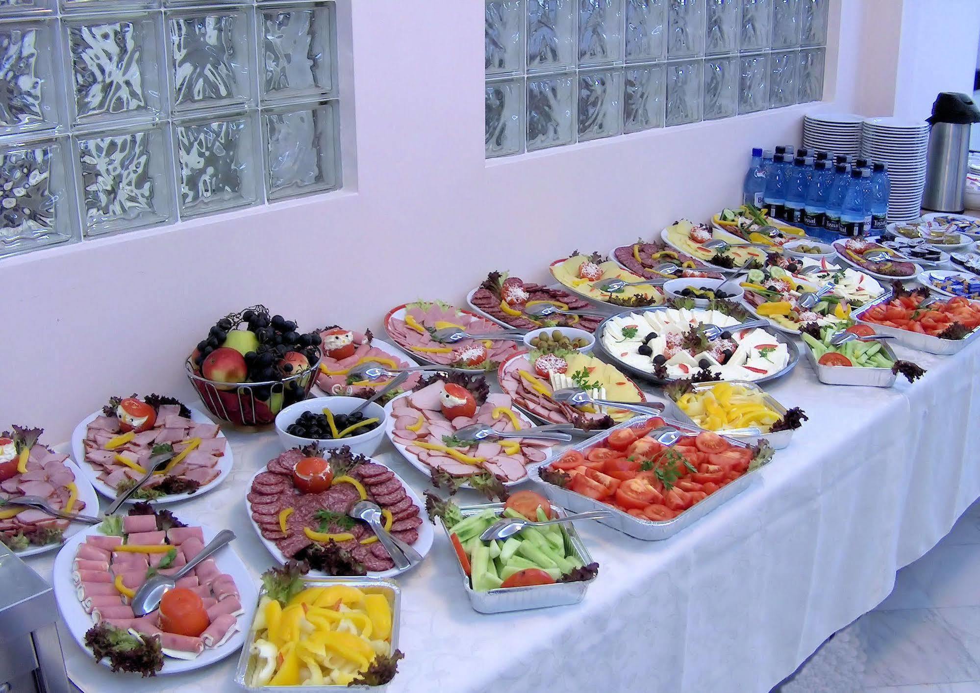 Hotel Floris Cheia  Ngoại thất bức ảnh