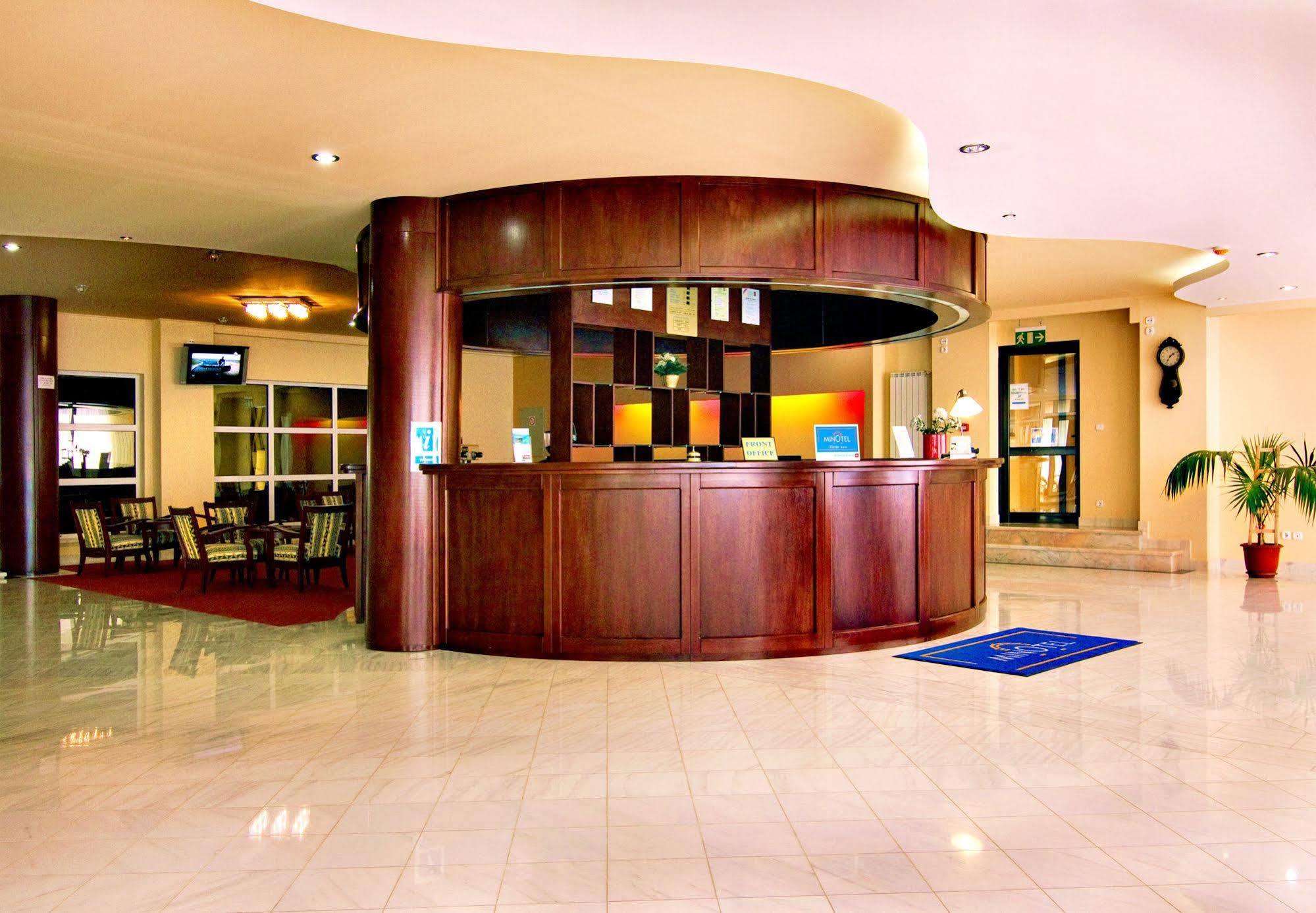 Hotel Floris Cheia  Ngoại thất bức ảnh